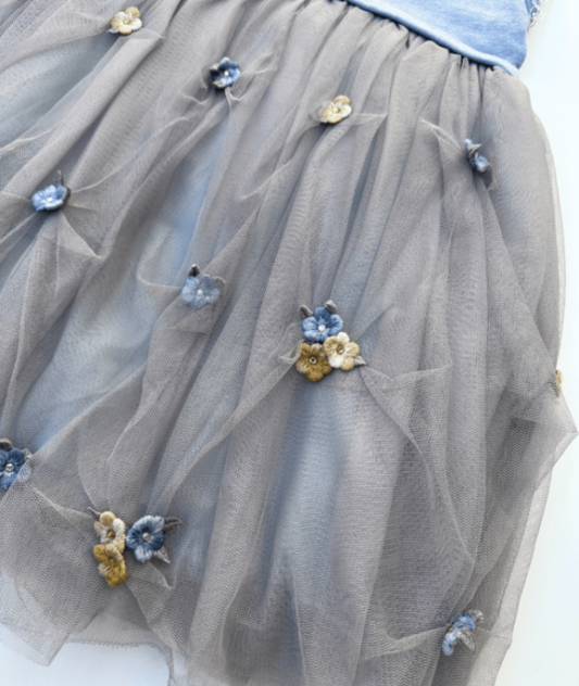 Rüschenkleid ~ 122/128 ~ Monnalisa