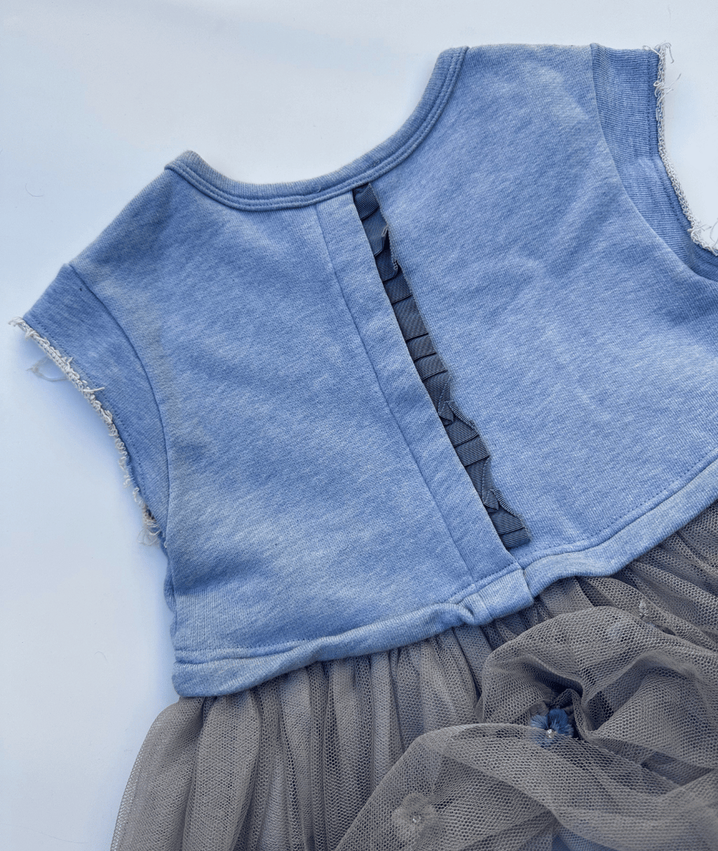 Rüschenkleid ~ 122/128 ~ Monnalisa