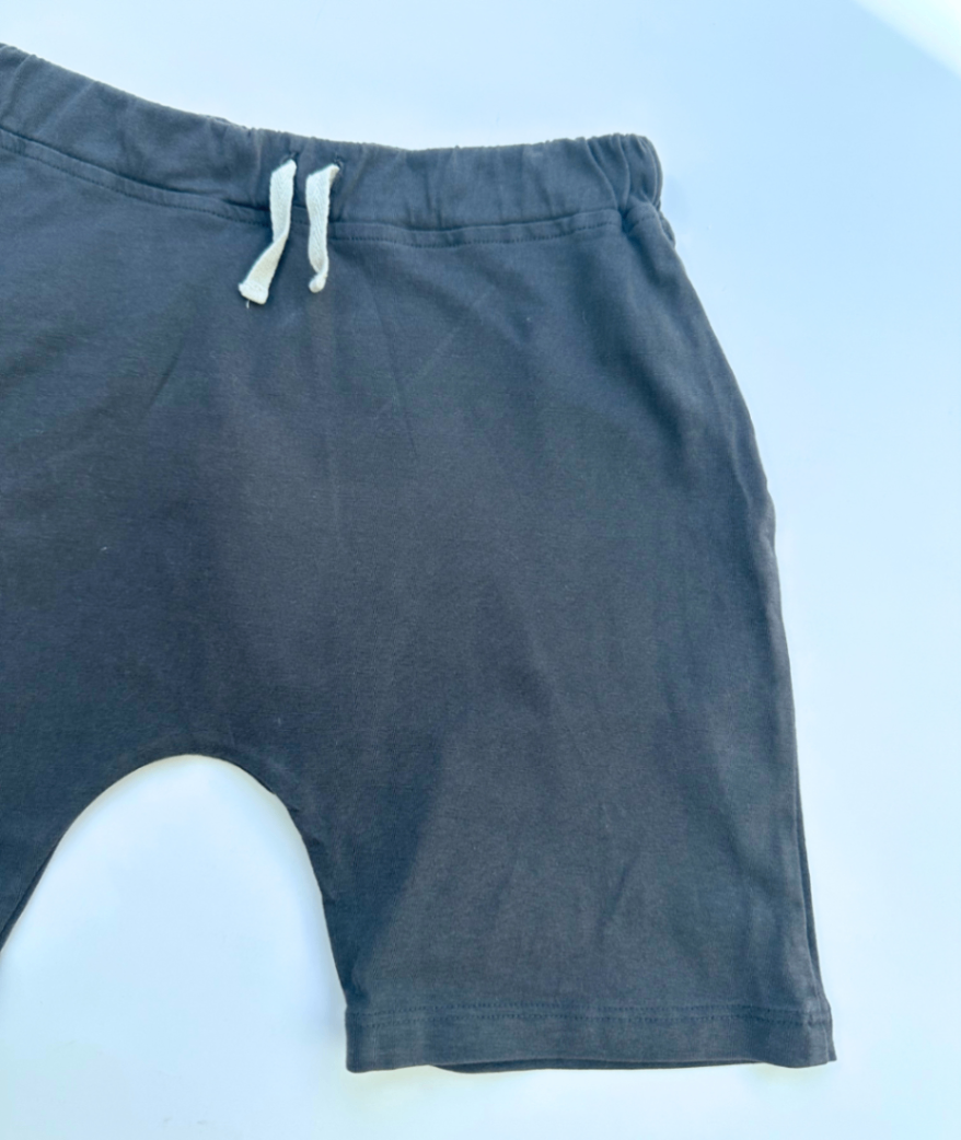 Short ~ 110/116 ~ Gray Label