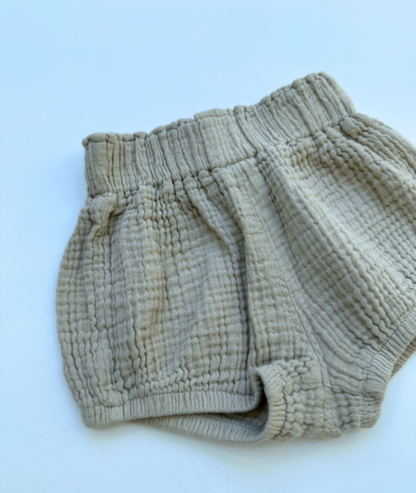 Musselin Short ~ 62/68 ~ No Name