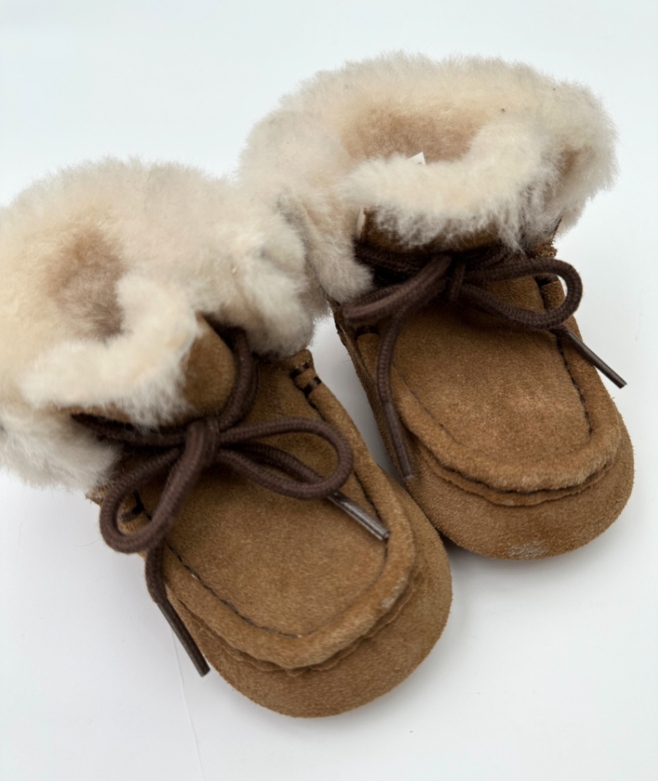 Krabbelschuh ~ 18 ~ UGG
