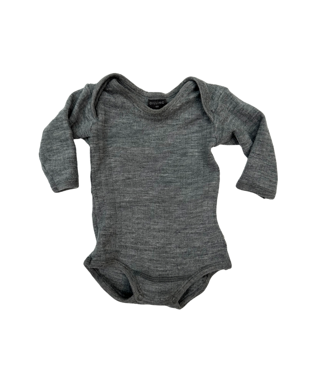 Body aus Wolle ~ 50/56 ~ Dilling