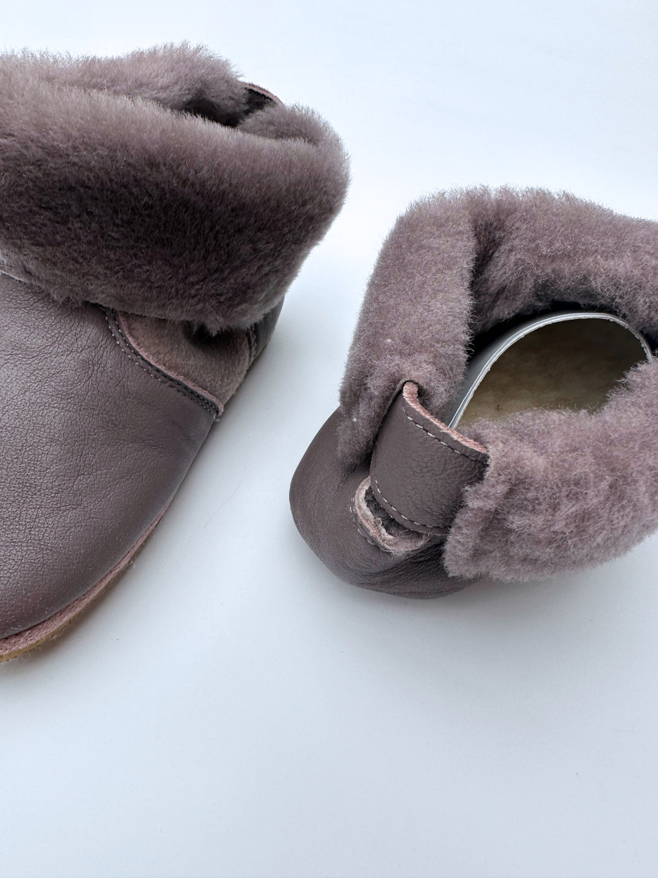 Lederpuschen ~ 24/25 ~ Easy Peasy